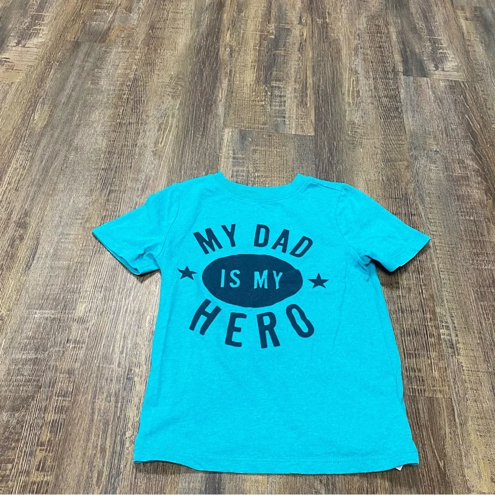 Old Navy Kids Graphic and Striped T-Shirts Set Of 3‎ Long And Short Sleeve 5T